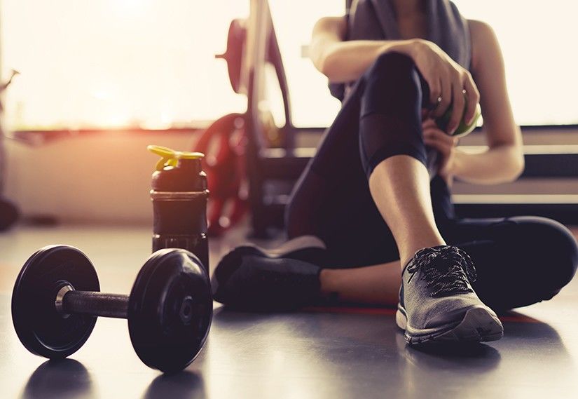 Fitness antrenmanı yapan kişi